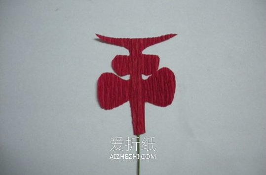 怎么用皱纹纸做蝴蝶兰的手工教程图解- www.aizhezhi.com