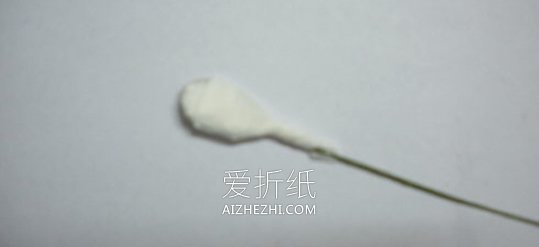 怎么用皱纹纸做蝴蝶兰的手工教程图解- www.aizhezhi.com
