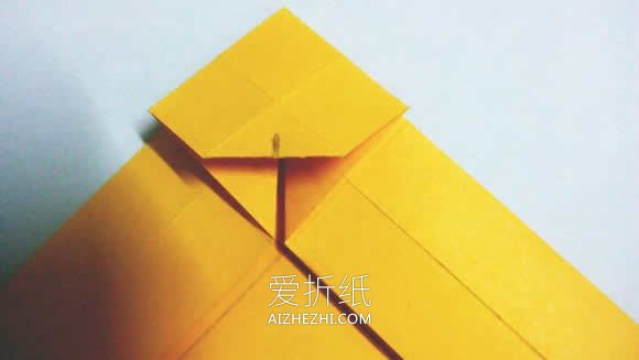 怎么折纸正方形四叶草礼品盒的折法图解- www.aizhezhi.com