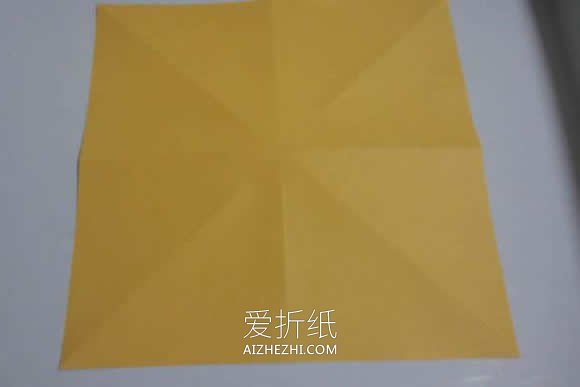 怎么折纸正方形四叶草礼品盒的折法图解- www.aizhezhi.com