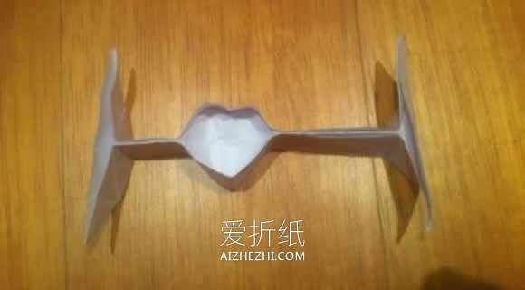 怎么用一张纸折纸情人节I LOVE YOU折法图解- www.aizhezhi.com