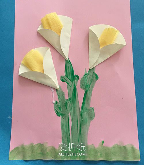 幼儿怎么做马蹄莲贴画的方法教程- www.aizhezhi.com