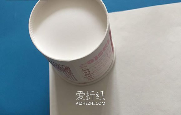 幼儿怎么做马蹄莲贴画的方法教程- www.aizhezhi.com