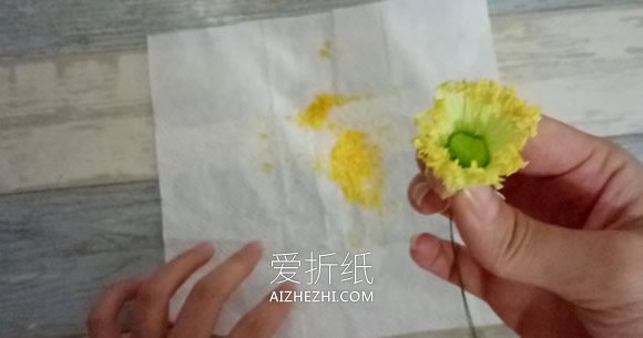 怎么做皱纹纸罂粟花的手工图解教程- www.aizhezhi.com