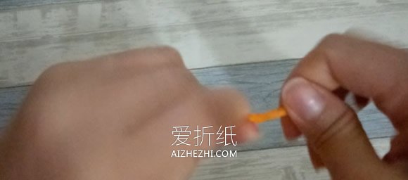 怎么做皱纹纸罂粟花的手工图解教程- www.aizhezhi.com