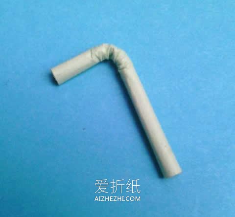 怎么手工衍纸制作高脚杯的方法图解教程- www.aizhezhi.com