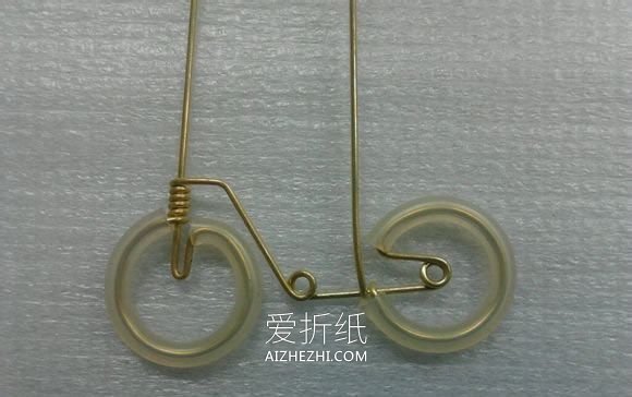 怎么用铜丝做迷你自行车模型的手工教程- www.aizhezhi.com