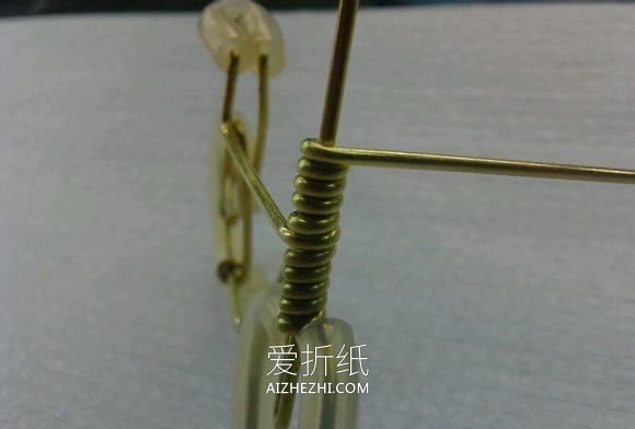 怎么用铜丝做迷你自行车模型的手工教程- www.aizhezhi.com