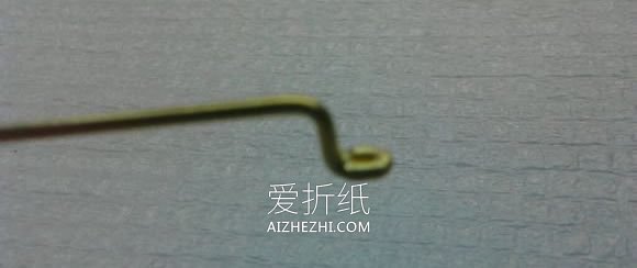 怎么用铜丝做迷你自行车模型的手工教程- www.aizhezhi.com