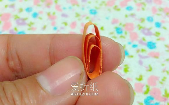 衍纸入门教程：怎么做衍纸小花的方法图解- www.aizhezhi.com