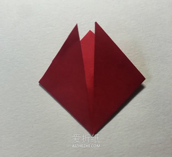 怎么简单折纸立体四瓣花的折法图解- www.aizhezhi.com