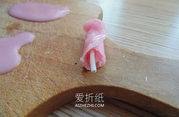 怎么手工做漂亮玫瑰花蜡烛的方法步骤- www.aizhezhi.com