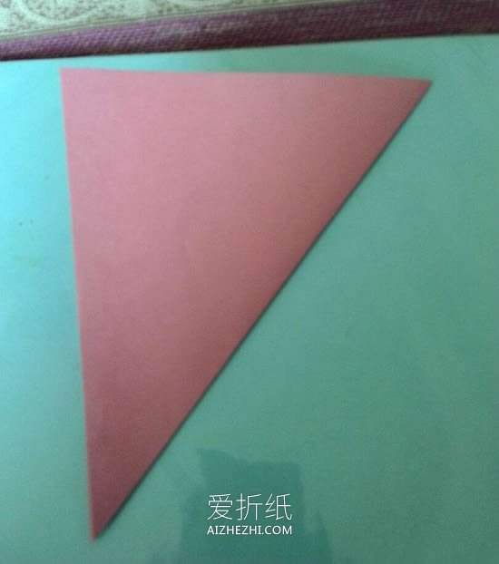 幼儿怎么简单折纸小金鱼的图解教程- www.aizhezhi.com