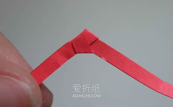 怎么手工折纸制作幸运星戒指的方法图解- www.aizhezhi.com