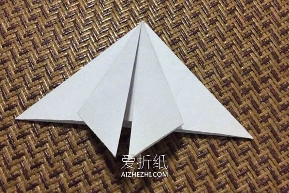 怎么折纸会跳的青蛙的折法图解步骤- www.aizhezhi.com