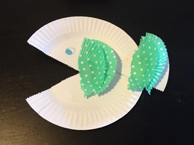 纸盘和蛋糕纸怎么废物利用 手工制作小鱼方法