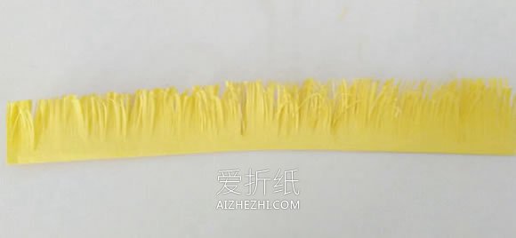 怎么手工做衍纸菊花画的方法图解- www.aizhezhi.com