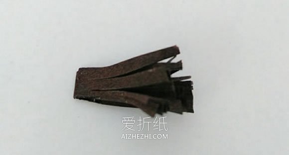 怎么手工做衍纸菊花画的方法图解- www.aizhezhi.com