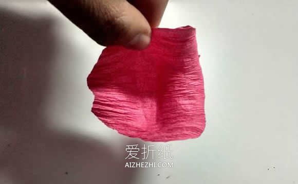 怎么用皱纹纸做香槟玫瑰花的手工图解教程- www.aizhezhi.com