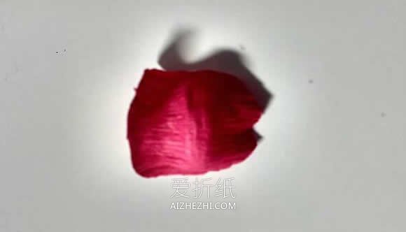 怎么用皱纹纸做香槟玫瑰花的手工图解教程- www.aizhezhi.com