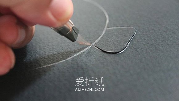 怎么做简单又漂亮的万圣节卡片的手工教程- www.aizhezhi.com