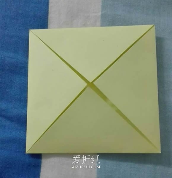怎么用两张纸折纸小蜻蜓的简单折法图解- www.aizhezhi.com