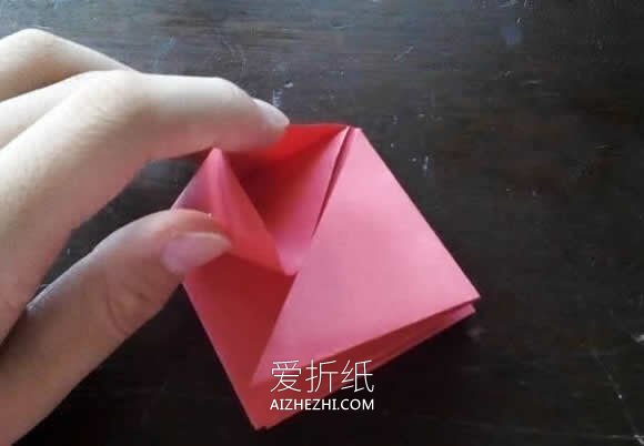 简单卷心玫瑰花怎么折的图解步骤- www.aizhezhi.com