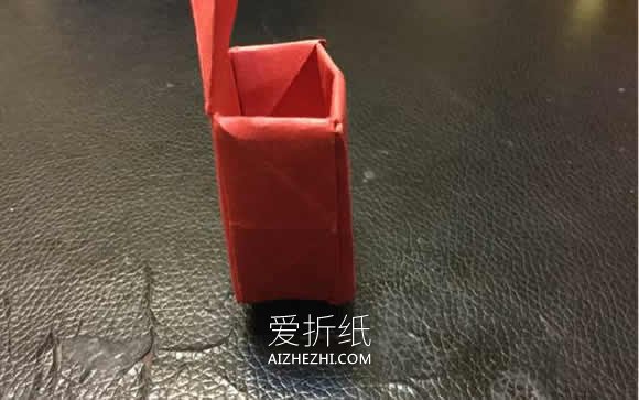 怎么手工折纸桌子、椅子、书包和迷你书图解- www.aizhezhi.com