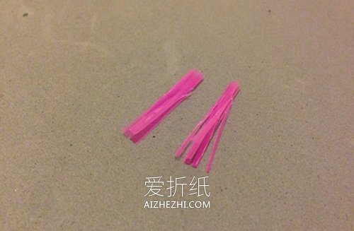 怎么简单做松果小老鼠的方法图解教程- www.aizhezhi.com