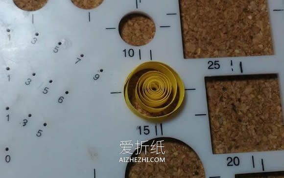 怎么做衍纸小蜜蜂的简单手工制作图解教程- www.aizhezhi.com