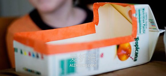 怎么把果汁盒废物利用 手工制作玩具小汽车- www.aizhezhi.com