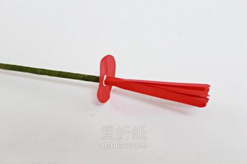 怎么做手揉纸郁金香花的手工教程图解- www.aizhezhi.com