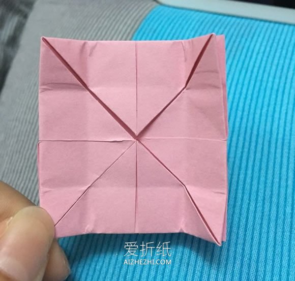 怎么简单折纸四瓣花盒的折法步骤图解- www.aizhezhi.com