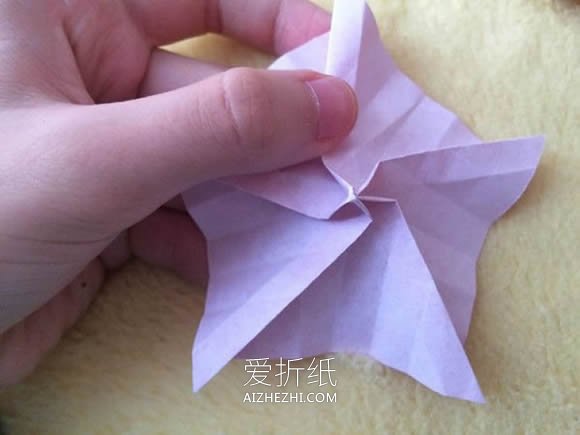 怎么手工折叠立体玫瑰花的折法过程步骤- www.aizhezhi.com