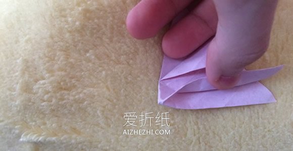 怎么手工折叠立体玫瑰花的折法过程步骤- www.aizhezhi.com