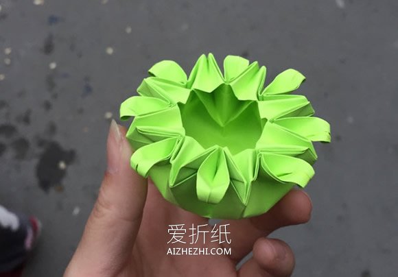 手工纸花盒怎么折的图解教程- www.aizhezhi.com