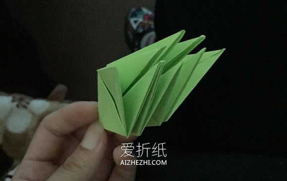 手工纸花盒怎么折的图解教程- www.aizhezhi.com