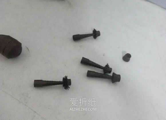 怎么做衍纸小狗的制作方法图解教程- www.aizhezhi.com