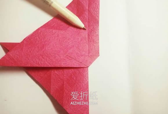 怎么折纸卷心玫瑰花的详细折法步骤图解- www.aizhezhi.com