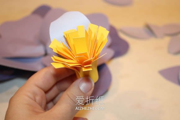 怎么做巨型彩纸牡丹花的制作方法图解步骤- www.aizhezhi.com