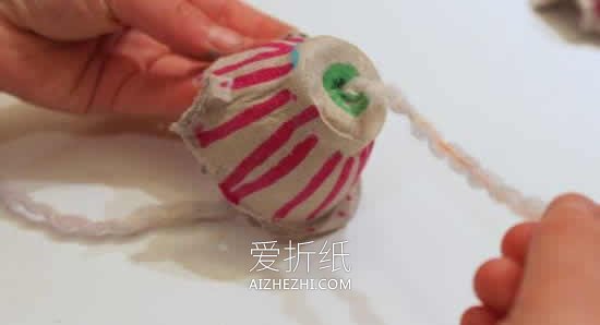 怎么做鸡蛋托风铃的手工制作方法教程- www.aizhezhi.com