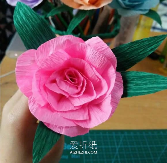 怎么做美丽皱纹纸花的简单制作方法图解- www.aizhezhi.com