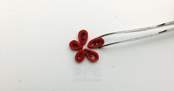 怎么做梅花衍纸画的制作方法图解教程- www.aizhezhi.com