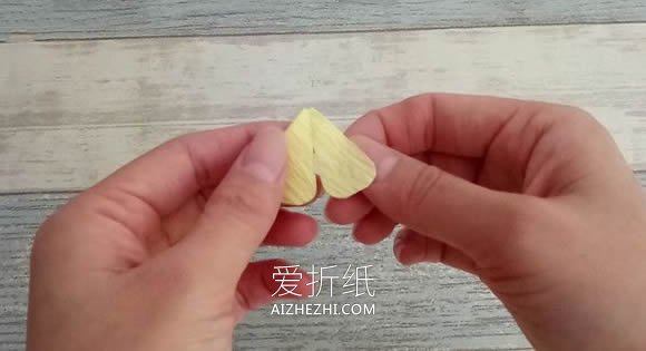 怎么做纸藤风信子盆栽的制作方法教程- www.aizhezhi.com