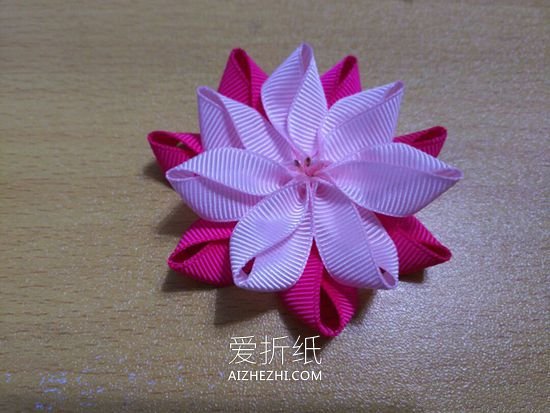 怎么做缎带莲花发夹头花的制作方法图解教程- www.aizhezhi.com