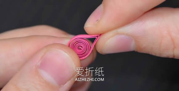 怎么做衍纸婴儿脚印的制作方法图解教程- www.aizhezhi.com