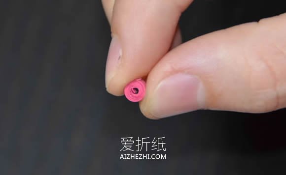 怎么做衍纸婴儿脚印的制作方法图解教程- www.aizhezhi.com