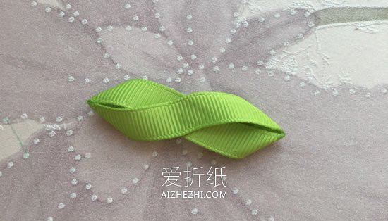 怎么做缎带花发夹的制作方法图解教程- www.aizhezhi.com