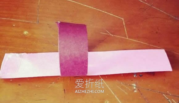 怎么用卡纸做圣诞节麋鹿花环的制作方法- www.aizhezhi.com