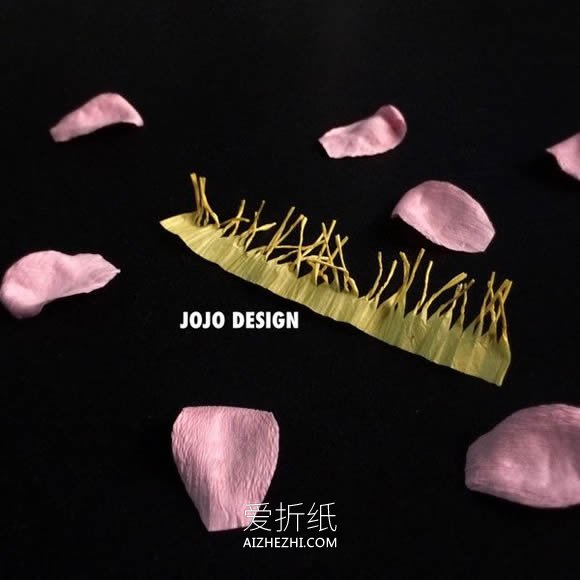 怎么做粉色纸藤玫瑰花的手工制作教程- www.aizhezhi.com